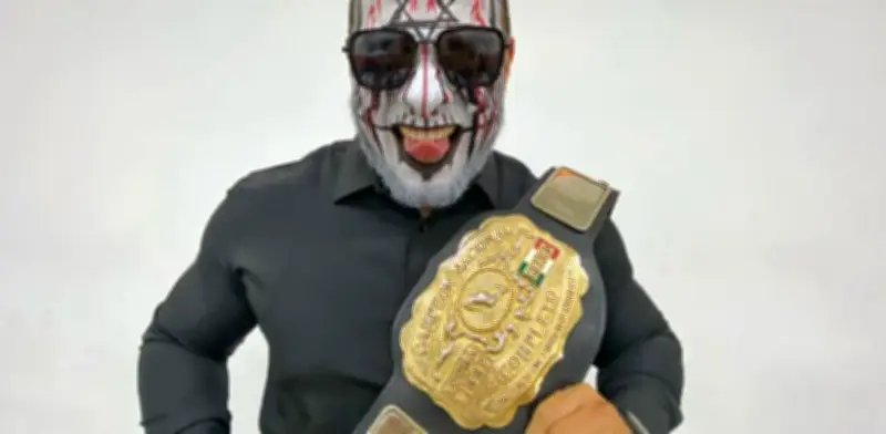 Akuma busca doble corona en el CMLL: reta a Castagnoli por el título mundial