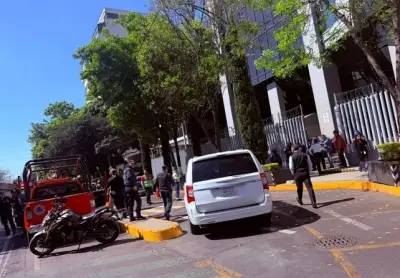 Amenaza de bomba desaloja edificio judicial Prisma en CDMX; no se hallaron explosivos