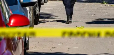 Asesinan a hombre y hieren a su hermano en robo de camioneta en carretera de Sinaloa