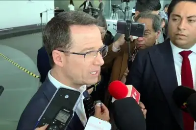 Autoridades alertan sobre 'acordeones' para lavar dinero del narco y piden castigo