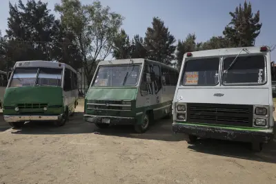 Brugada anuncia inversión millonaria para eliminar microbuses obsoletos en CDMX