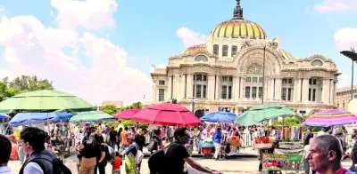 CDMX enfrenta desafío para ordenar Centro Histórico sin censo preciso de ambulantes