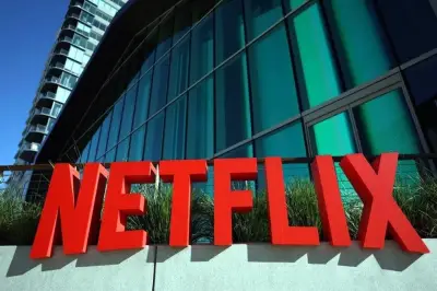 CEO de Netflix visita la Casa Blanca para dialogar sobre regulación de contenidos