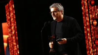 Cine brasileño se proyecta al Óscar con Kleber Mendonça Filho y su thriller político