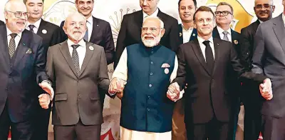 Cumbre de Nueva Delhi busca regular la inteligencia artificial ante riesgos globales