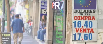 Debilidad del dólar impulsa al peso mexicano a su mejor nivel desde mayo de 2024