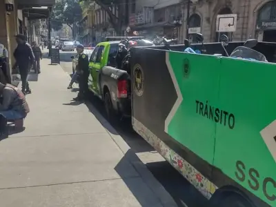 Denuncian abusos verbales de tránsito en operativo del Centro Histórico de CDMX