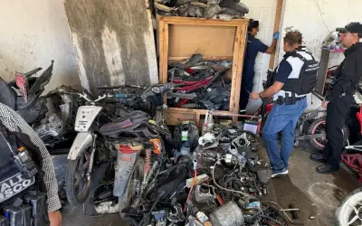 Desmantelan red de motocicletas robadas y narcóticos en Lagos de Moreno, Jalisco