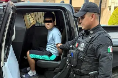 Detienen a motociclistas en operativo por robo y posesión de drogas en la ciudad