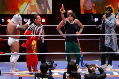 El actor de One Piece se sube al cuadrilátero para una pelea de lucha libre