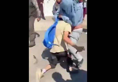 Estudiante de 15 años apuñalado en riña afuera de secundaria en Tláhuac, CDMX