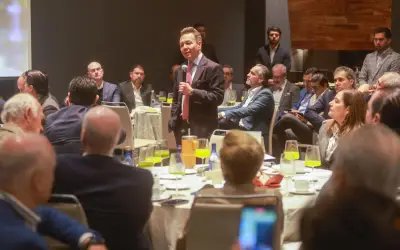 Gobernador de Jalisco Llama a Empresarios a Impulsar Proyectos para el Desarrollo Estatal