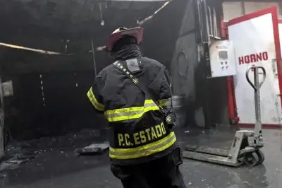 Incendio en fábrica deja tres lesionados graves en Nuevo León