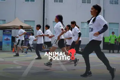 Jóvenes Transforman México con Bachilleratos, Clases y Festivales Gratuitos