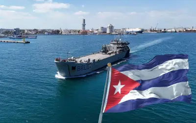 México envía ayuda humanitaria a Cuba con dos buques de la Armada