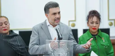 PVEM impulsa foros para regular refugios de animales en la Ciudad de México