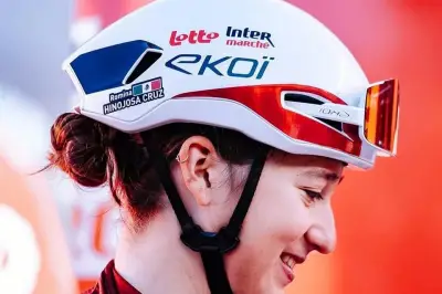 Romina inicia su gira europea con un vibrante concierto en Valencia