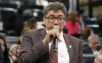 Saúl Monreal defiende su derecho a contender por Zacatecas pese a llamado de Sheinbaum