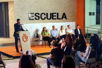Samuel García entrega escuela en Capullos y promueve a Movimiento Ciudadano