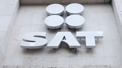 SAT impone multas millonarias por incumplir avisos contra lavado de dinero