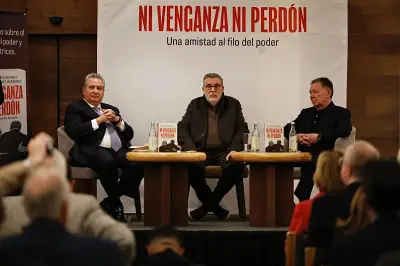 Scherer Ibarra exige rendición de cuentas y revela tensiones en la 4T en presentación de libro