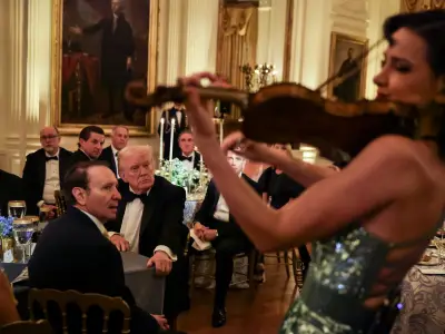 Servicio Secreto abate a hombre armado en perímetro de residencia de Trump en Florida