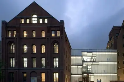 Steven Holl expone su visión arquitectónica en Nueva York con obras mexicanas