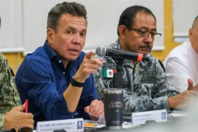 Urge Lemus concluir hoy retiro de vehículos incendiados en calles de la ciudad