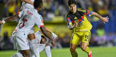 Víctor Dávila provoca a Chivas antes del Clásico: 'Hemos dominado la liga'