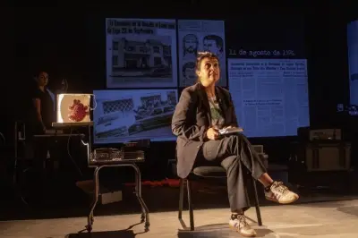 Vuelos de la Muerte: Alicia de los Ríos narra en teatro la desaparición de su madre guerrillera