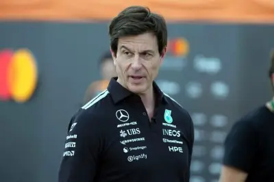 Wolff de Mercedes admite presión por motor, pero niega ventaja ilegal