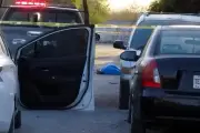 Asesinan a joven en ataque de dos pistoleros en motocicleta en Nuevo León