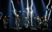 Backstreet Boys aspiran a encabezar el show del medio tiempo del Super Bowl 2027