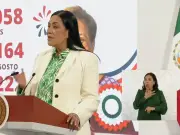 Bienestar inicia entrega de tarjetas para pensiones de adultos mayores y mujeres