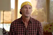 Chad Smith, baterista de Red Hot Chili Peppers, sorprende como maestro sustituto en escuela de música