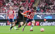 Chivas enfrenta su deuda histórica en el 'Infierno' de Toluca en choque clave por el liderato