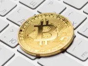 Corrección de Mercados: Bitcoin y Reservas Federales Revelan Tensión Financiera