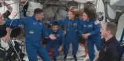 Cuatro astronautas llegan a la ISS tras histórica evacuación médica de la Crew-11