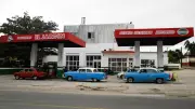 Cuba enfrenta crisis energética con carbón y paneles solares ante falta de combustible