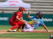 Diablos Rojos Femenil se reivindica con contundente victoria 8-18 sobre Algodoneras