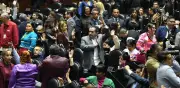 Diputados aprueban sanciones contra violencia digital con IA y acoso laboral