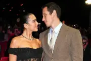 Dua Lipa sorprende en la Berlinale junto a Callum Turner con su debut cinematográfico