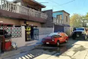 Esposo rescata a su esposa enferma de incendio en su hogar en Monterrey