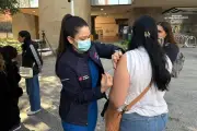 Exigen campaña de vacunación contra el sarampión ante brotes en México
