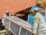 Gobierno entrega enseres y colchones a damnificados por tormenta Jerry en Puebla