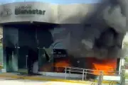 Incendian 20 sucursales del Banco del Bienestar en Jalisco en ataques coordinados