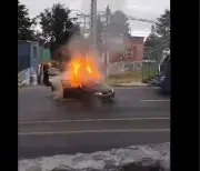 Incendio deliberado de vehículo en Tlalpan tras muerte de 'El Mencho' desata alertas