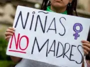 Iniciativa en CDMX busca sancionar embarazo infantil como violencia contra mujeres