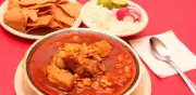 La historia secreta del pozole: de ritual prehispánico a ícono gastronómico