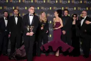 La película 'Se impone' arrasa con seis premios en los BAFTA, consolidando su favoritismo